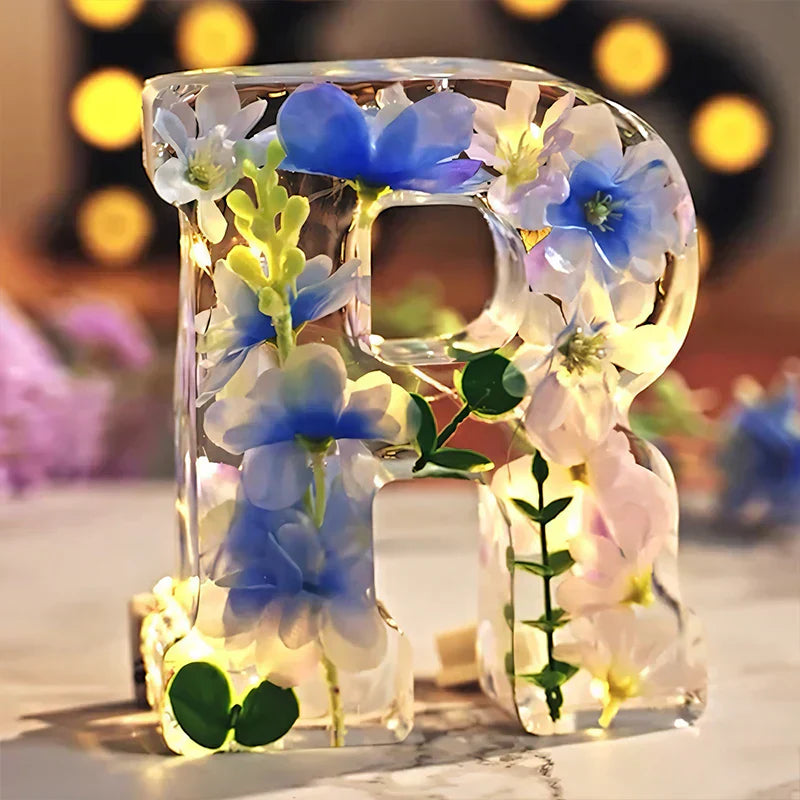 Lampada Alfabeto con Fiori Secchi Illuminazione Notturna per Decorazione Casa Idea Regalo