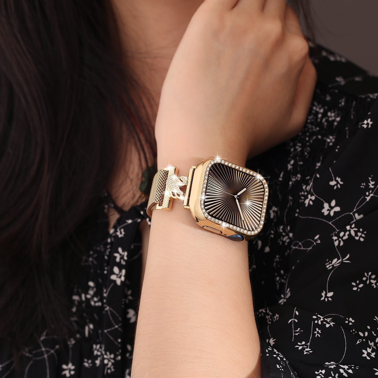 Aurora Milanese Band for Apple Watch With Magnetic Clasp