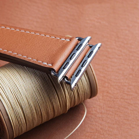 Cinturino Crescent in vera pelle cucito a mano per Apple Watch