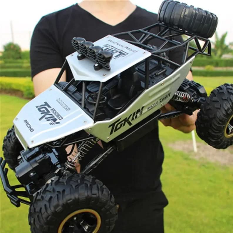 ThunderRidge X4 Rugged Remote-Control Monster Truck For All-Terrain Outdoor Adventures