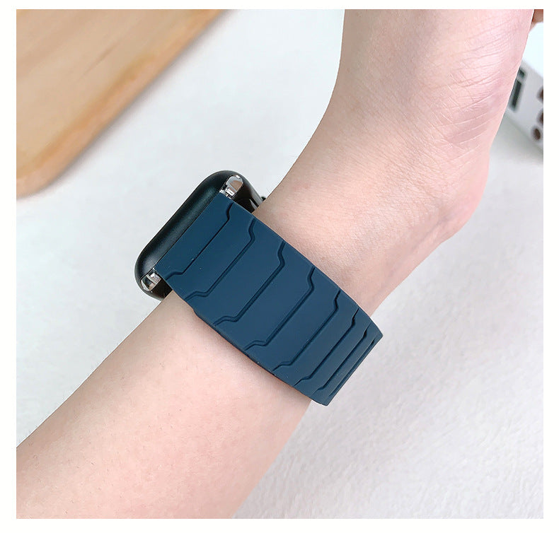 AstraShield silikonový magnetický řemínek pro Apple Watch
