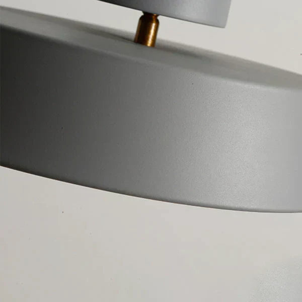 Plafonnier LED rond fin nordique Nordia pour espaces de vie