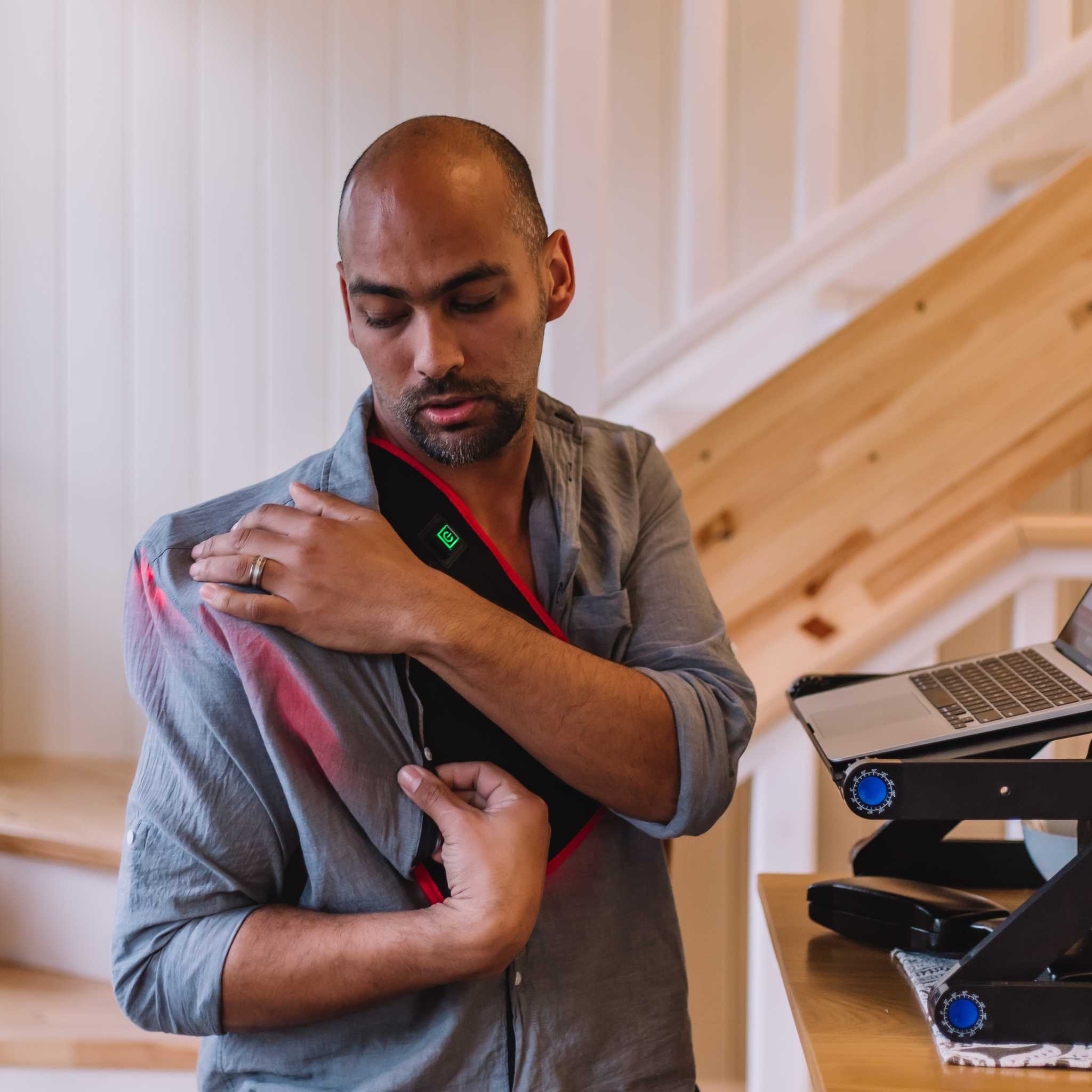 NovaGlow Cordless Infrared Light Wrap For Focused Comfort And Coverage