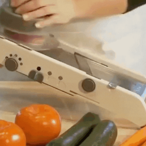 Kitchenwise 18-in-1 verstellbarer Mandolinenschneider aus Edelstahl