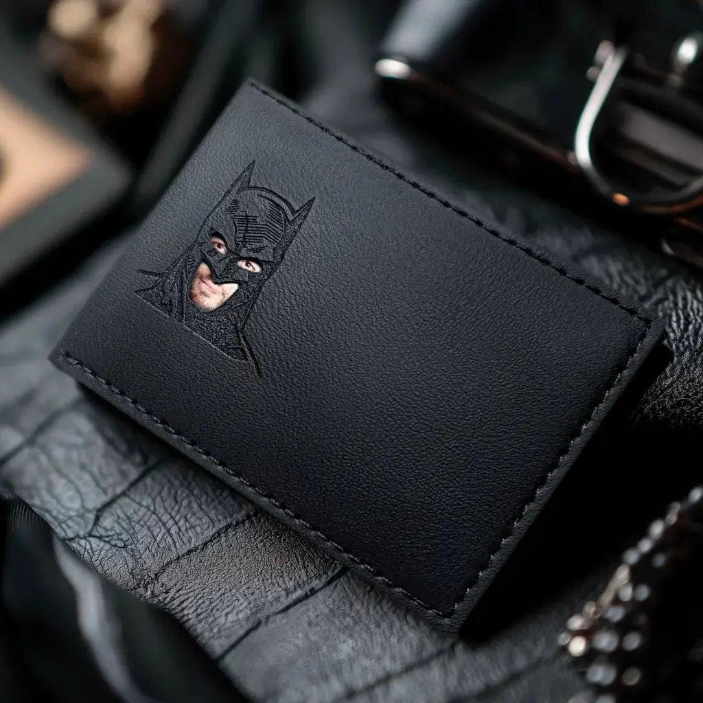Superhero-ID-Wallet – Transform into a hero in seconds!
