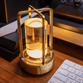 Aurora Kristalllaterne mit Glasdiffusor und sonniger LED