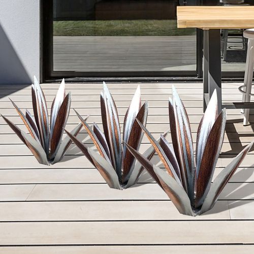 Eternal Agave Rust-Resistant Outdoor Metal Garden Ornament For Indoor And Outdoor Decor