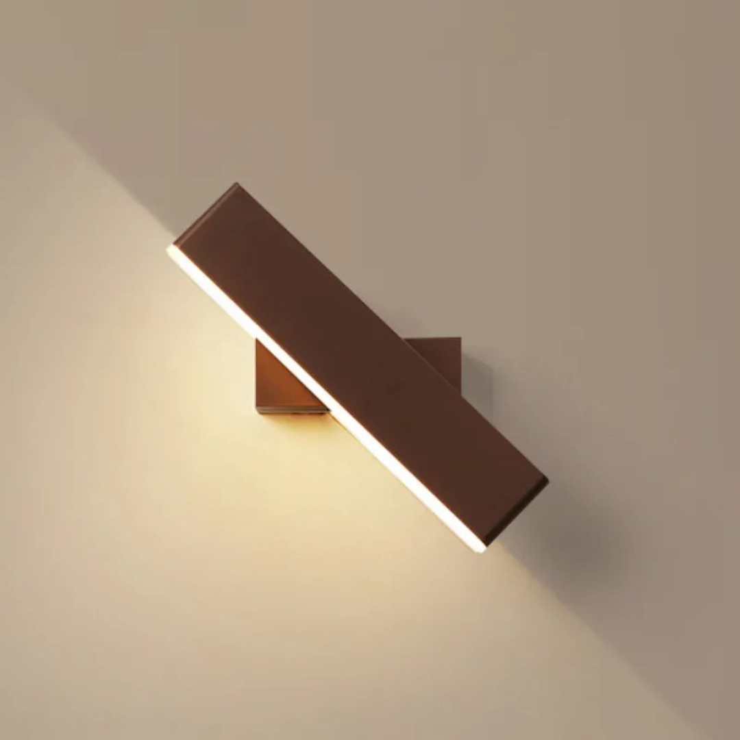 Lámpara de Pared LED Ajustable LumaNova con Cabezal Giratorio para Espacios Interiores