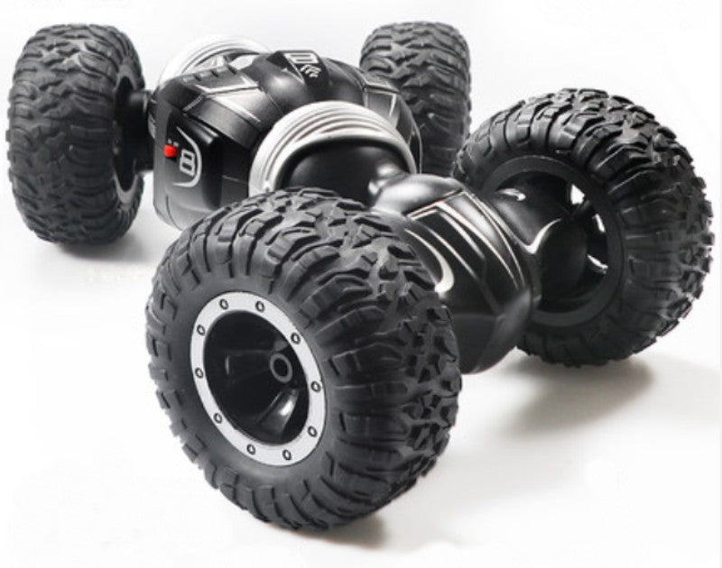 Genopladelig 4WD Offroad RC-bil med lithiumbatteri og gummidæk