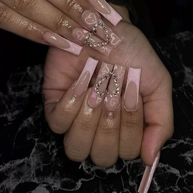 NovaGlam nalepovací nehty 24 růžových vzorů Rychlá aplikace pro okamžitý glamour pro profesionály