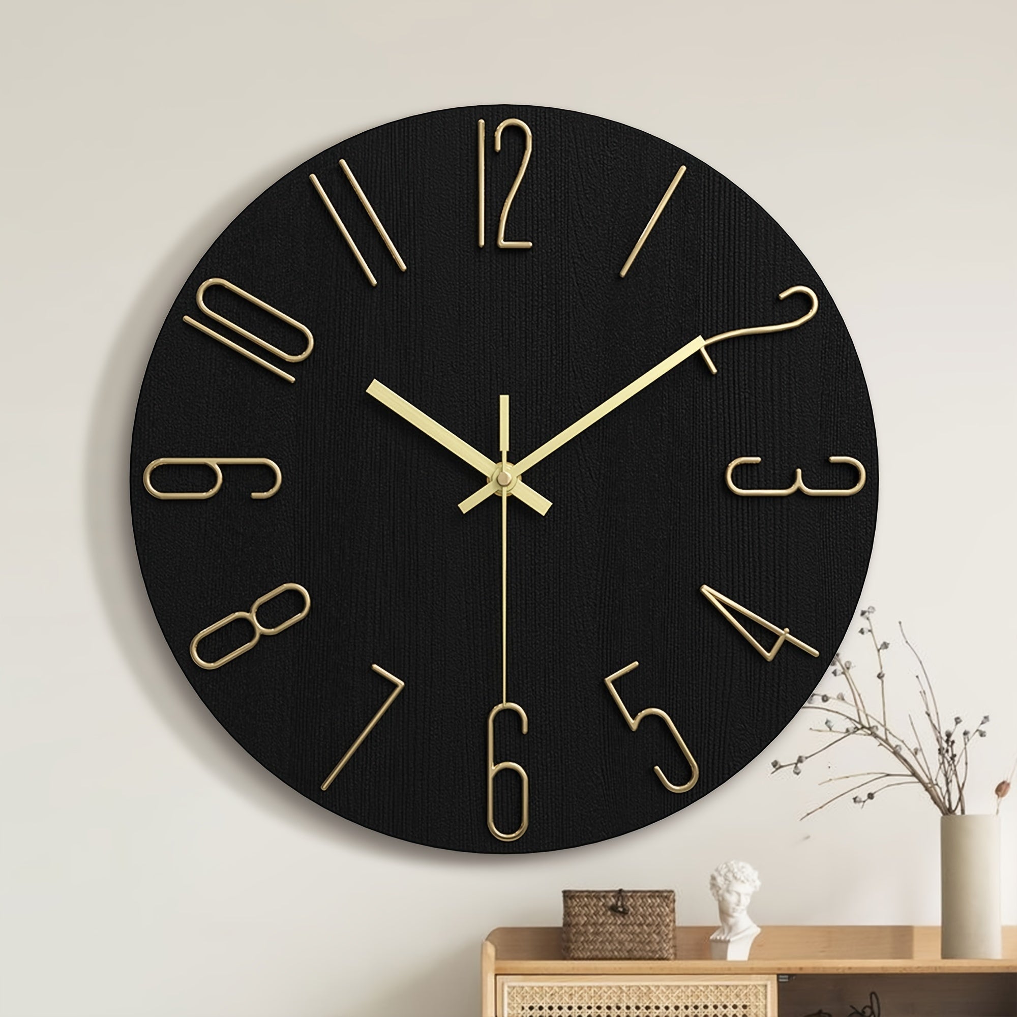 Luminair Runde Wanduhr, randloses minimalistisches Design in Schwarz und Gold