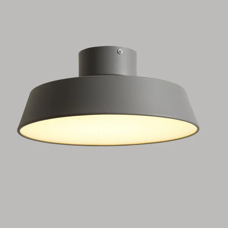 Plafonnier LED rond fin nordique Nordia pour espaces de vie