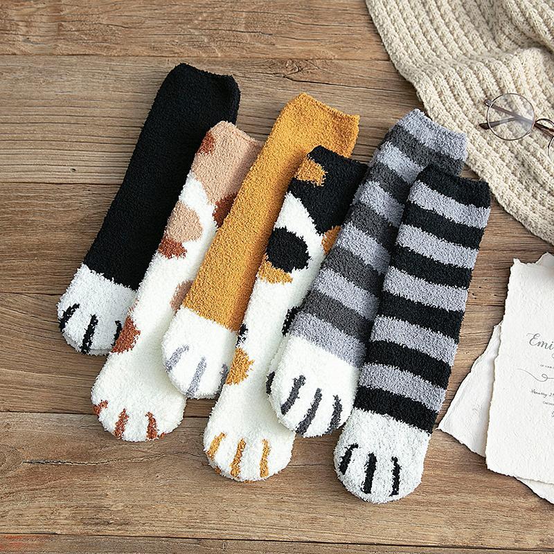Fluffy Cat Paw Socks With Soft Claw Print Cozy Winter Comfort