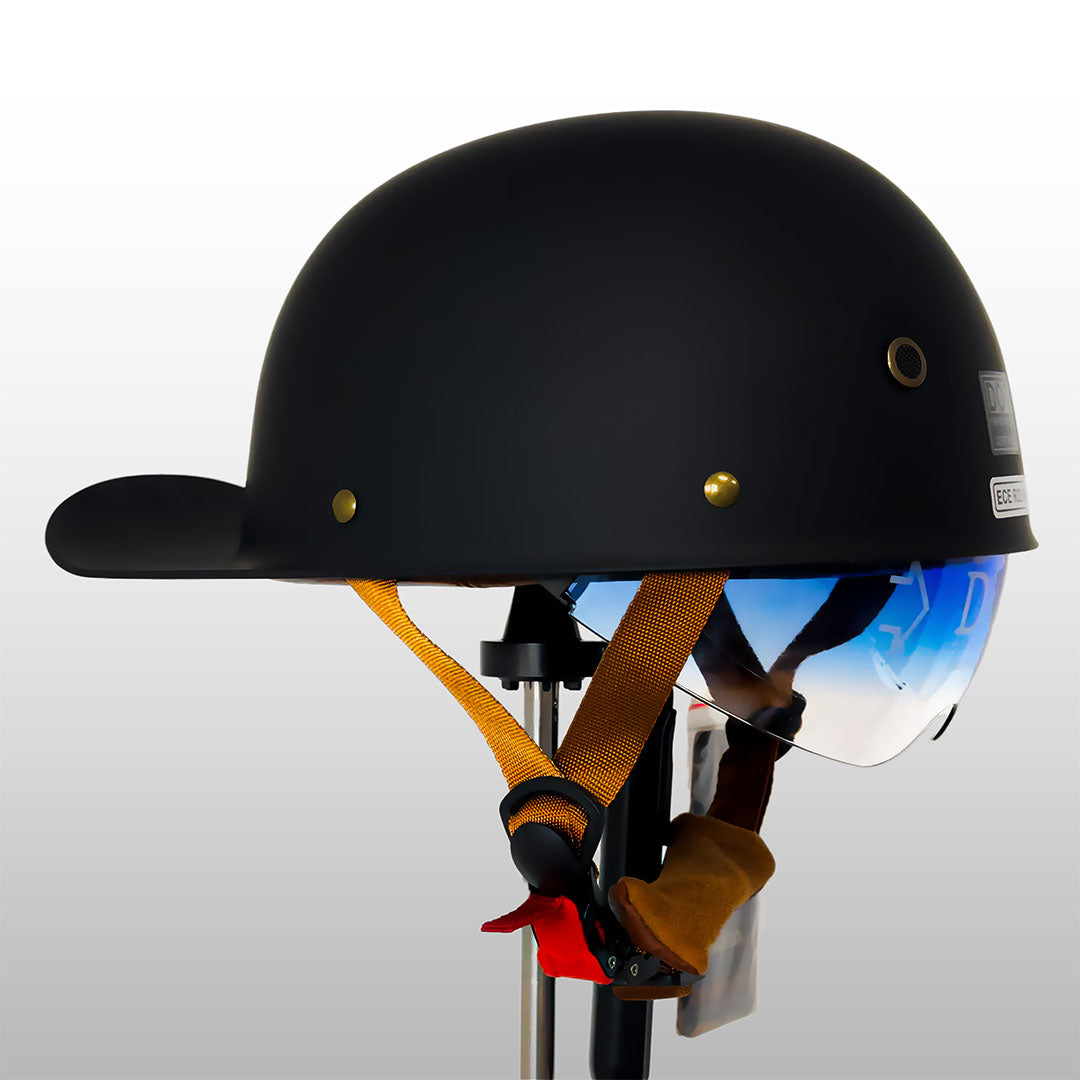 AstraCap Pro hivatalos verzió baseball stílusú motoros sisak, ECE és DOT tanúsítvánnyal
