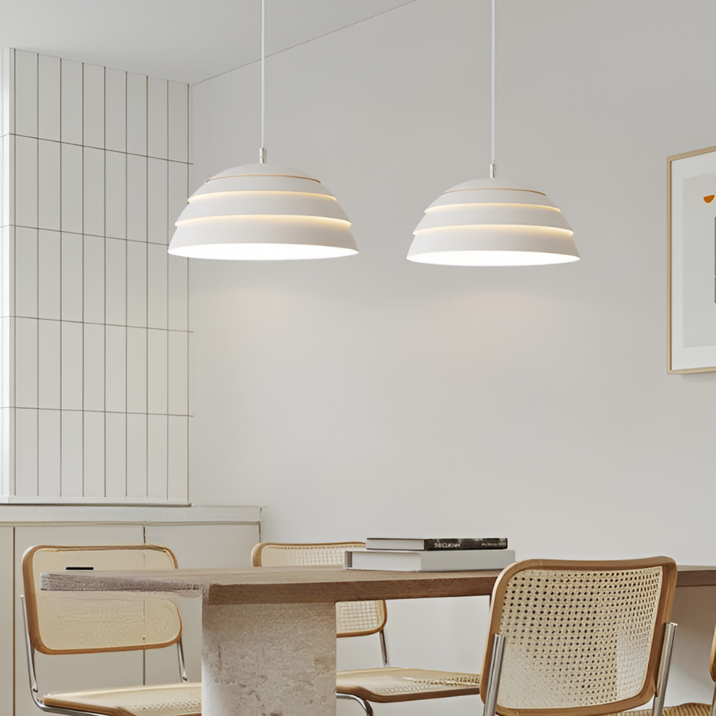 Lampă suspendată LumaNova Halo Dome pentru living modern