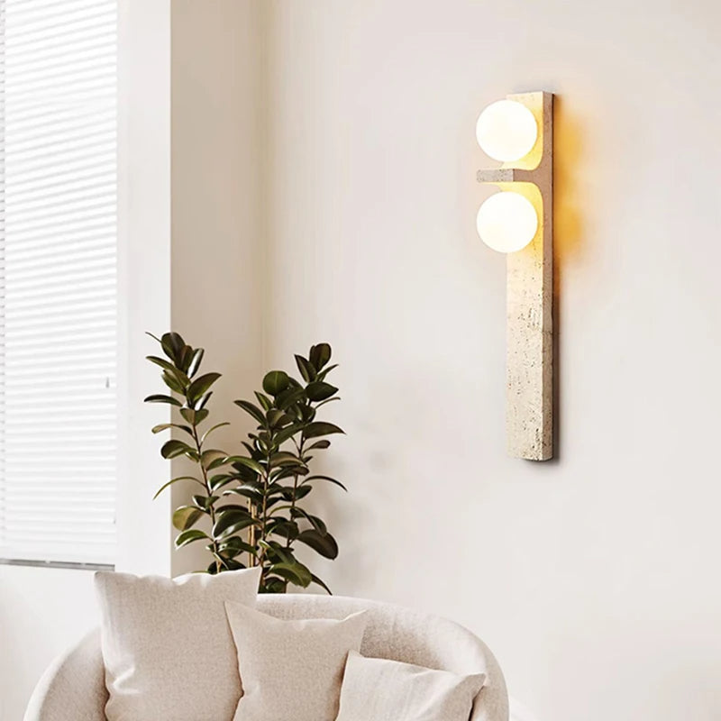 Stone Deco Væglampe Med Frostet Glas Skærm Fra Astra