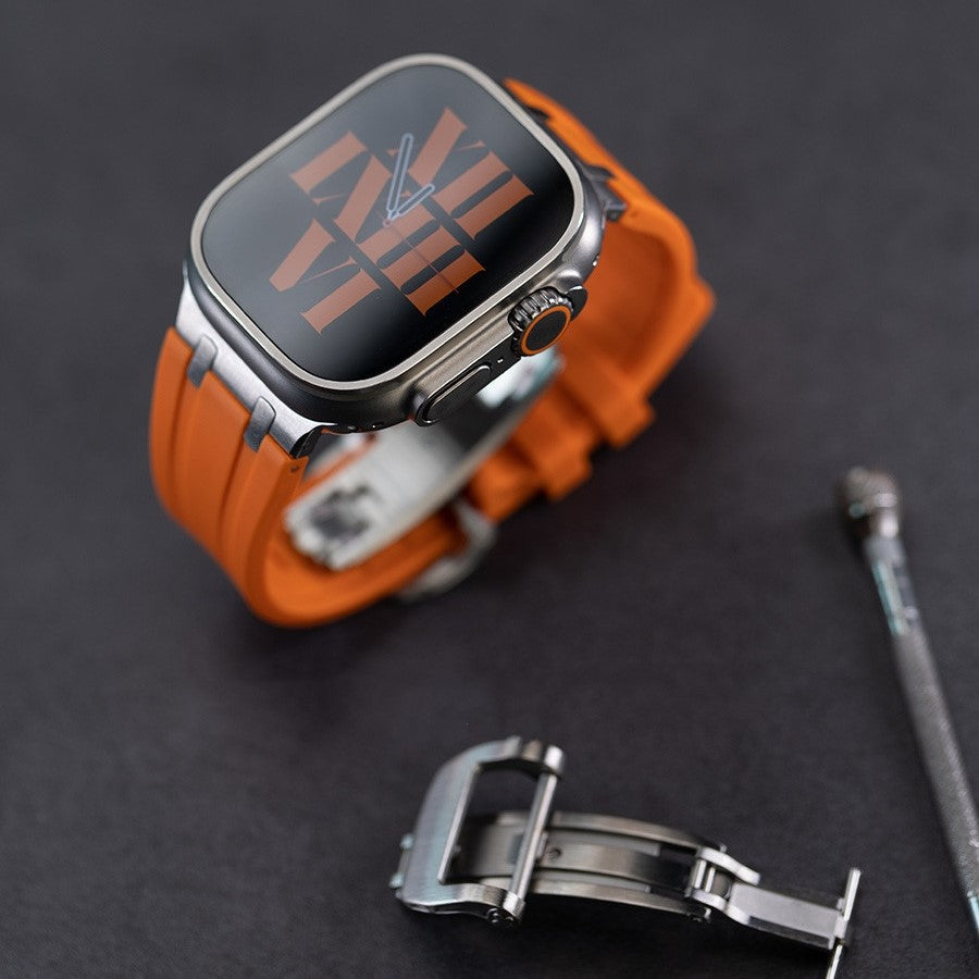 Bracelet en silicone NovaLink pour Apple Watch avec adaptateur en titane