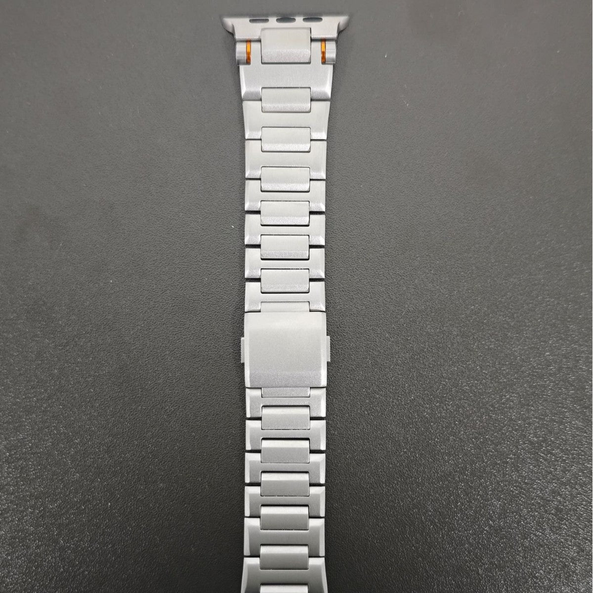 Cinturino in Acciaio Inossidabile Aurex per Apple Watch con Chiusura Magnetica