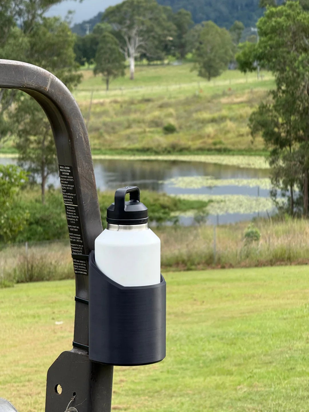 Magnetic Bottle Holder | Heavy-Duty Grip for Tools, Gym, or Garage | Non-Slip Bottle Mount