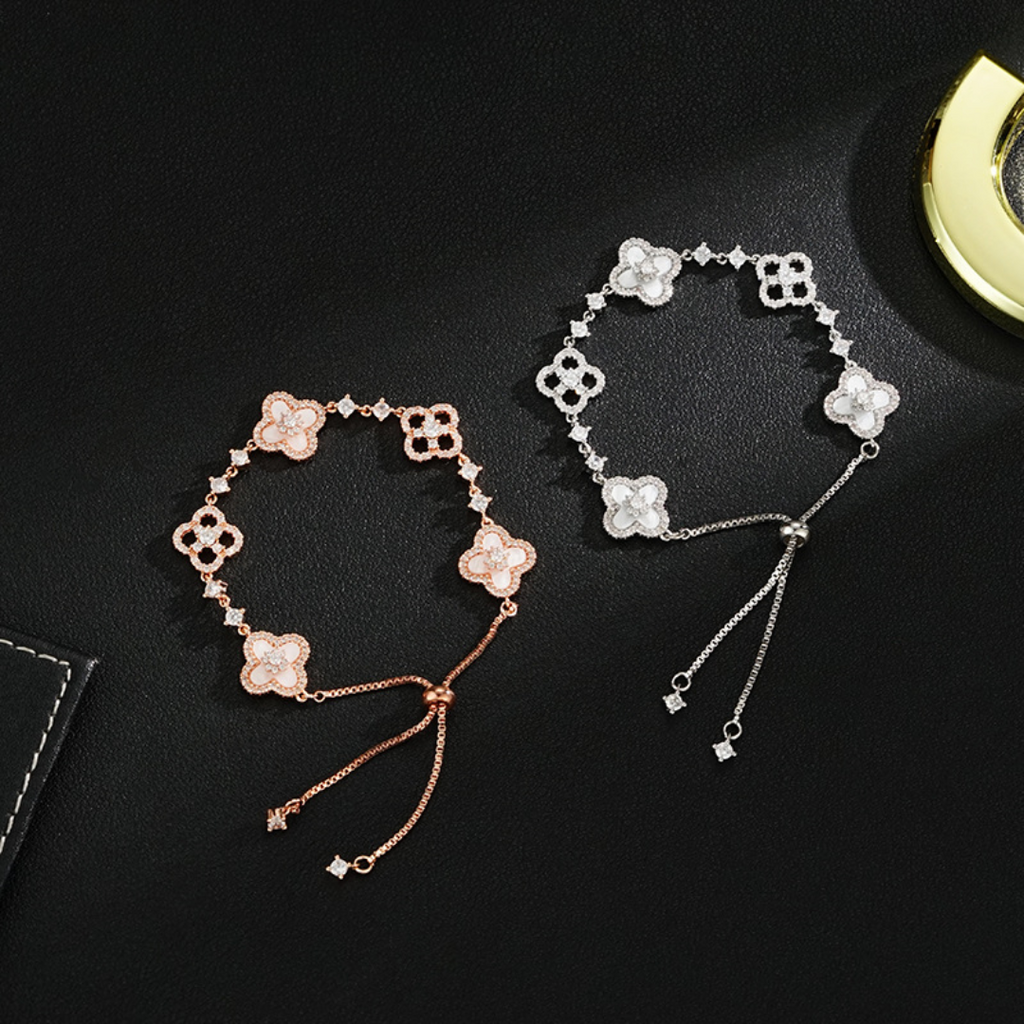 Nova Clover Bracelet With Clover Motif For Everyday Style