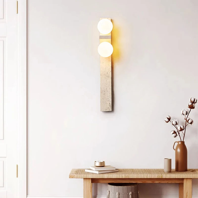 Stone Deco Væglampe Med Frostet Glas Skærm Fra Astra