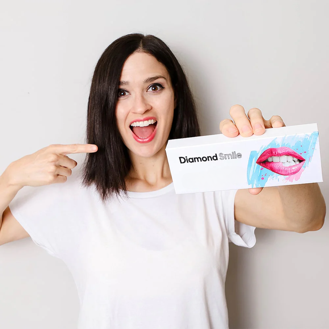 Stylo blanchisseur dentaire correcteur de couleur quotidien pour éclaircir les dents à la maison | Atiets