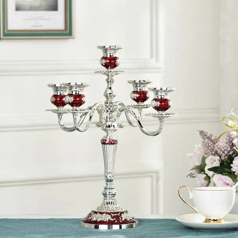 GildedNocturne Elegancki świecznik kandelabr do kominka Ponadczasowy uchwyt na świece