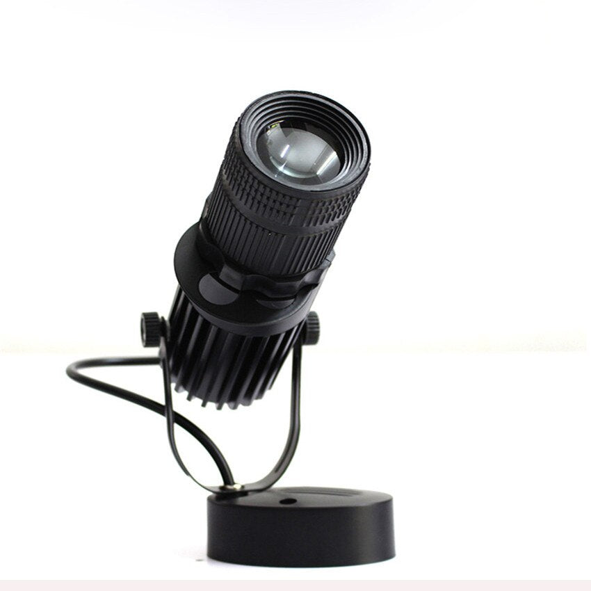 LED-spotlight med justerbar fokus til baggrundsbelysning