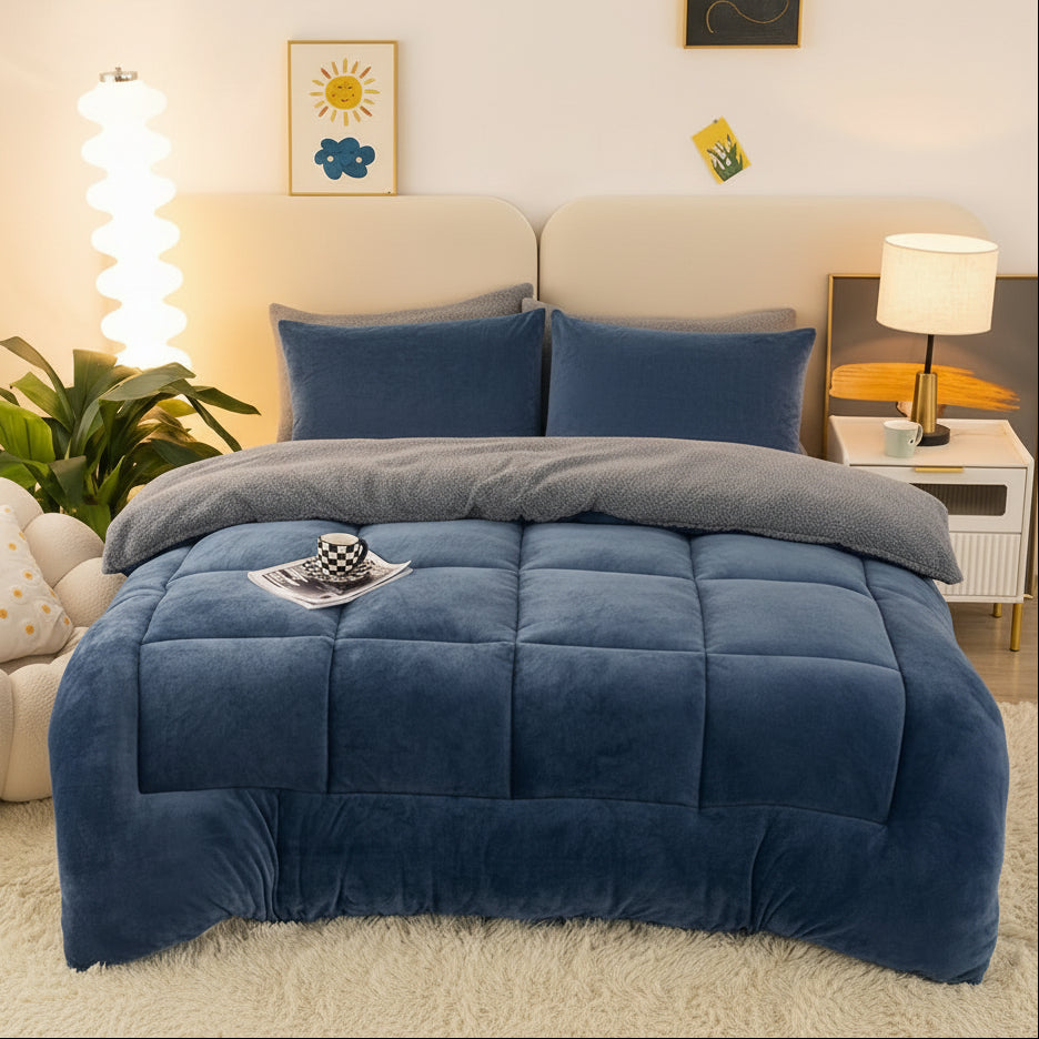 Velvloft Lammfell-Steppdecke mit Karomuster-Design