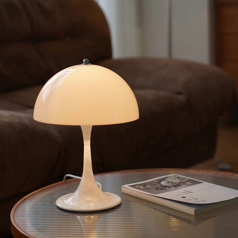 Lámpara de Escritorio Vintage NovaMush con Luz de Hongo Para Espacios de Trabajo Acogedores