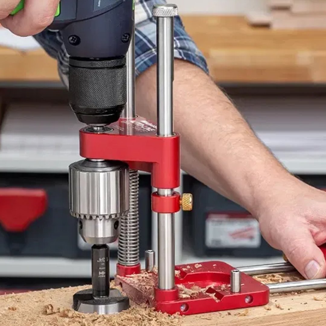 Localisateur de perceuse pour le travail du bois dans tout atelier