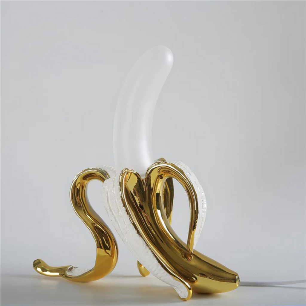 LumaBloom Bananenförmige Goldene LED-Tischlampe für Wohnkultur