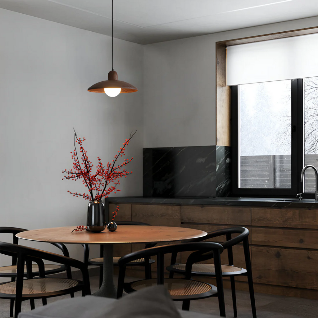 NobleWood Pendelleuchte aus Walnussholz im Wabi-Sabi-Stil für Wohnzimmer