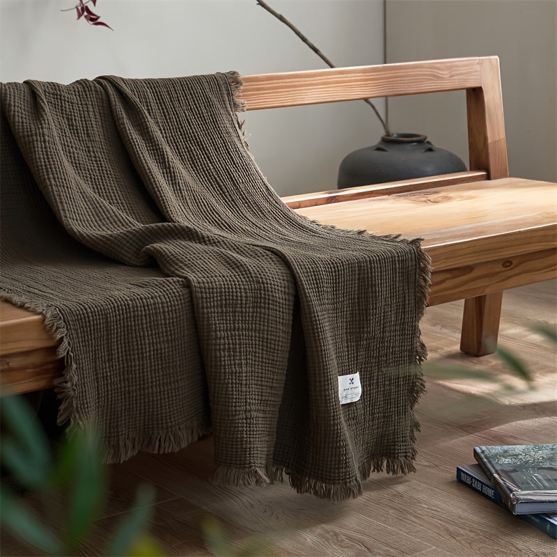 Přikrývka Olivebreeze z 4 vrstev bavlněné gázy s elegantními třásněmi pro každodenní pohodlí