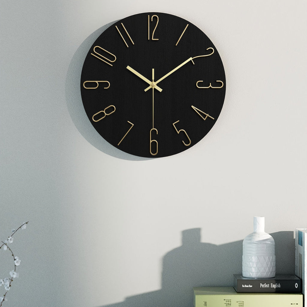 Luminair Runde Wanduhr, randloses minimalistisches Design in Schwarz und Gold