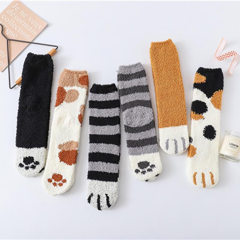 Fluffy Cat Paw Socks With Soft Claw Print Cozy Winter Comfort