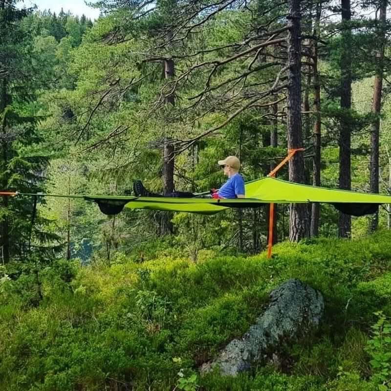 Familjegrupps-hängmatta med trepunktsankarsystem för stabil utomhusavkoppling