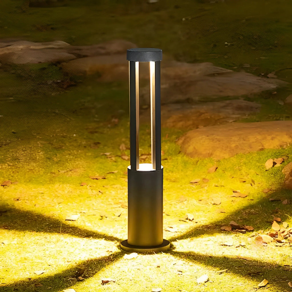 BoulderGlow LED Light With Natural Look For Gardens And Walkways