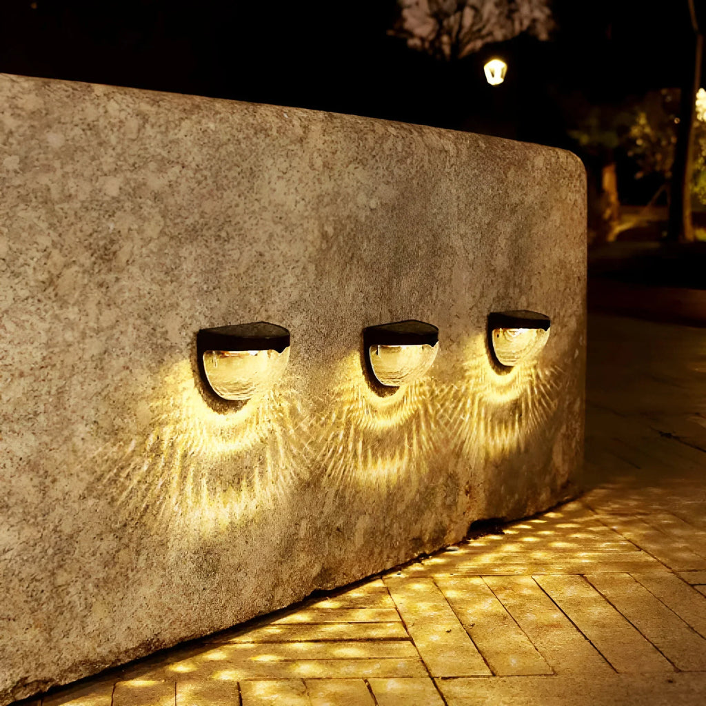 Luce solare da parete per giardino LumiWall per patio e recinzione