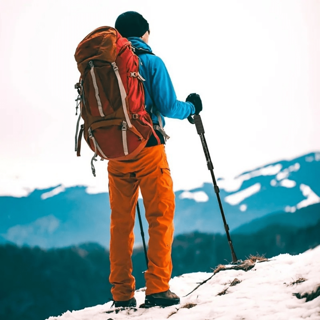 TrailPeak Kevyet Teleskooppiset Vaellussauvat Vaeltajille, Joilla On Turvallinen Liukumaton Kahva