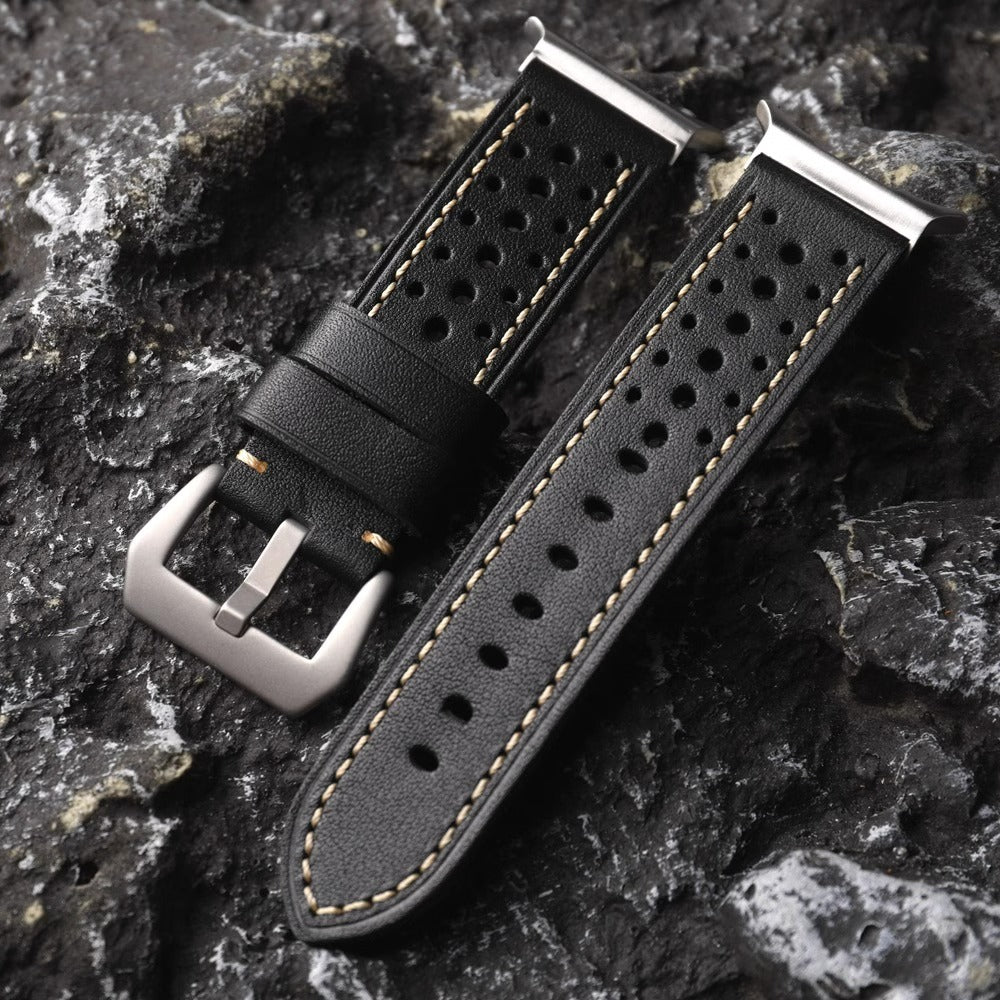 Cinturino in pelle traforata AeroStride per modelli Samsung Watch Ultra