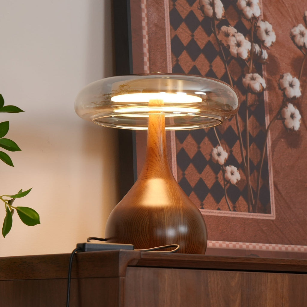 Lampe de table LED Atria en bois et laiton avec lumière d'ambiance tricolore