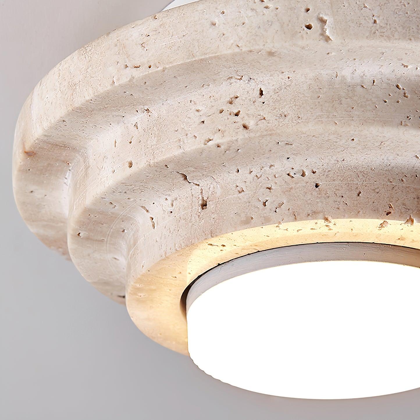Lampada da soffitto LED TerraLuxe in travertino con luce calda
