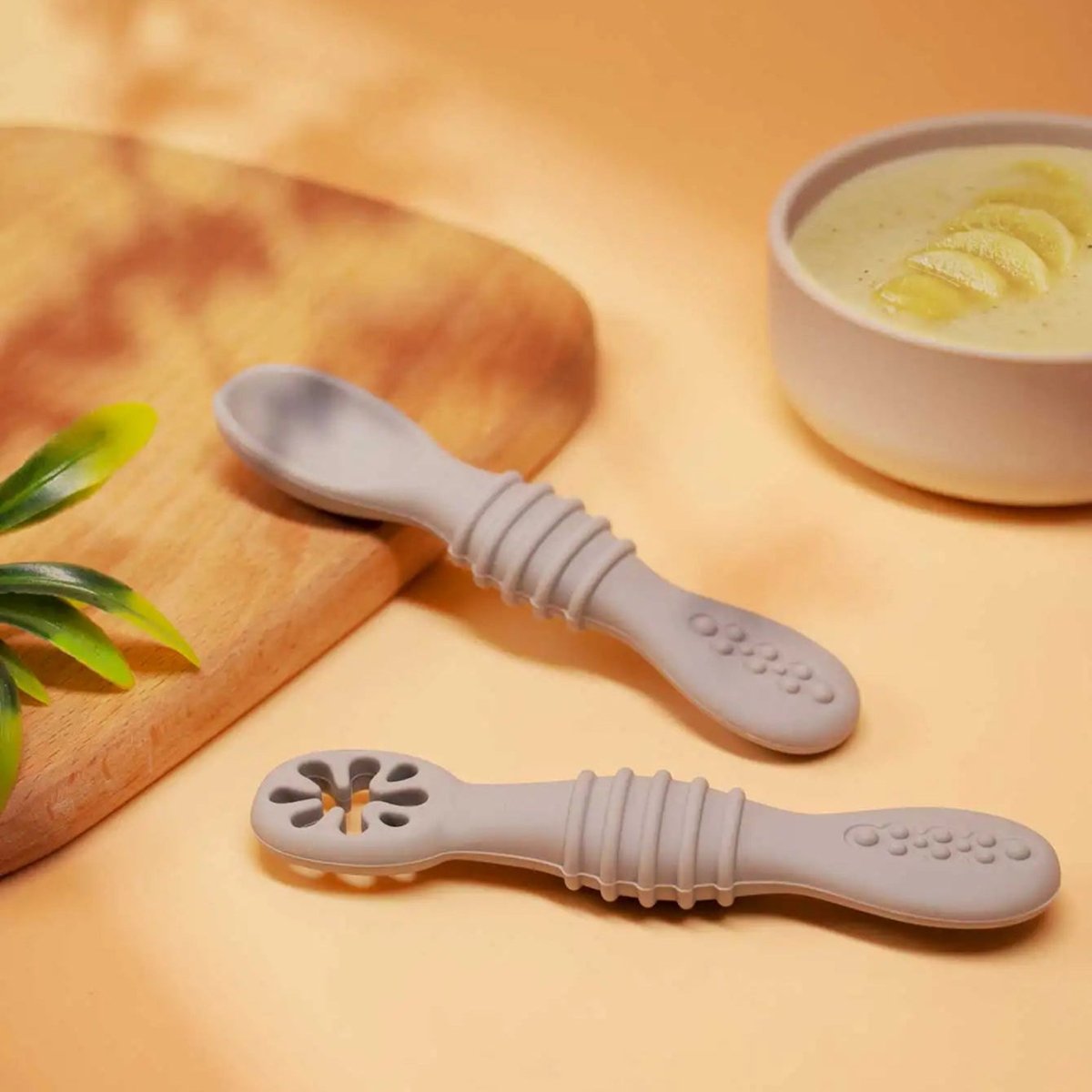 Linguriță pentru hrănirea bebelușilor TinyCare din silicon moale, pentru utilizare zilnică, delicată cu gingiile, pentru părinți