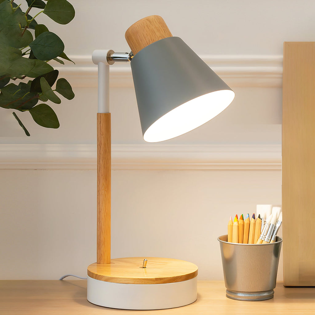 Nexa minimalistická bílá kovová stolní lampa s dřevěným stonkem a pevnou základnou