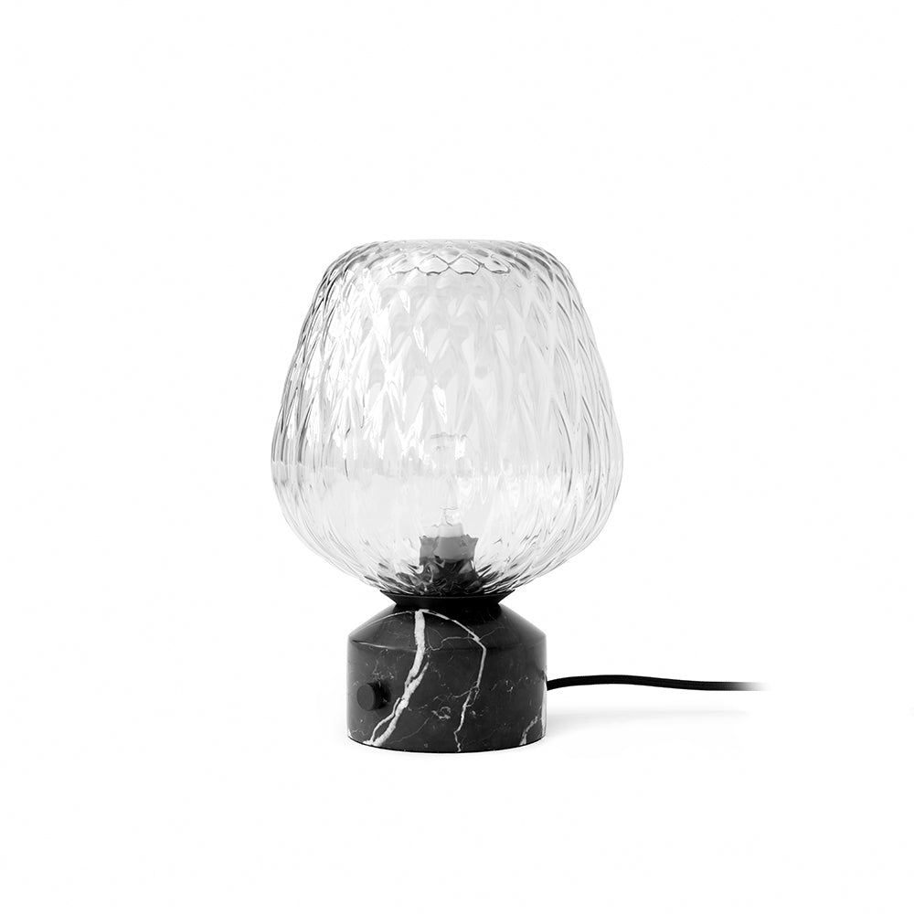Candeeiro de Mesa em Vidro Acolchoado Luma com Base Suave em Mármore e Brilho Ambiente