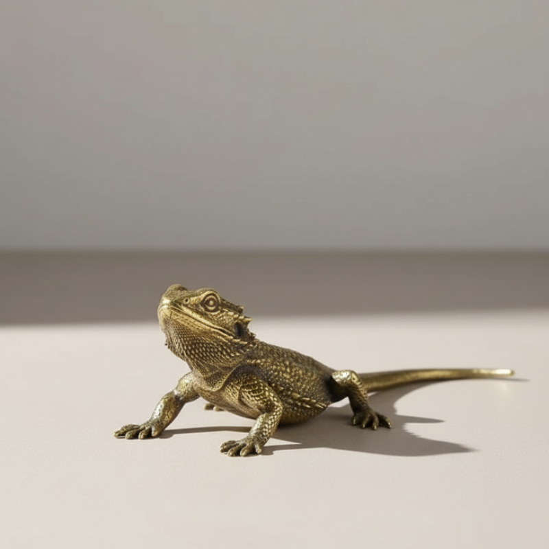 Zenwoven messing firbenfigur til skrivebord og boligindretning