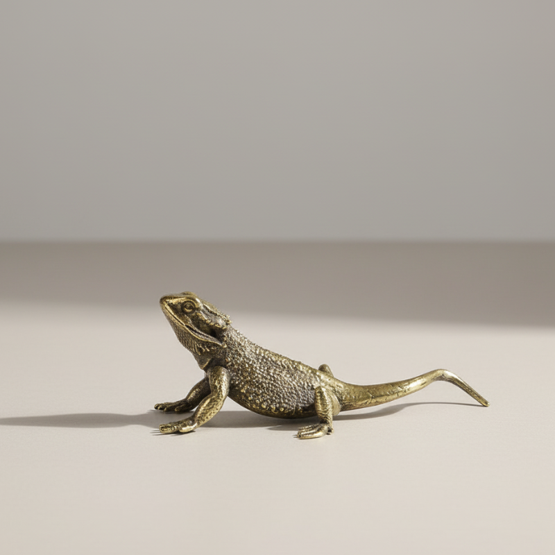Zenwoven messing firbenfigur til skrivebord og boligindretning