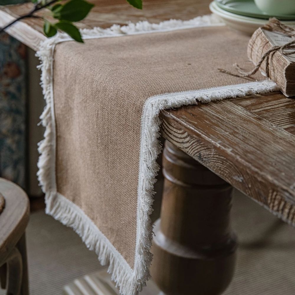 Runner da tavola in juta Grainwood stile rustico per matrimoni ed eventi eleganti