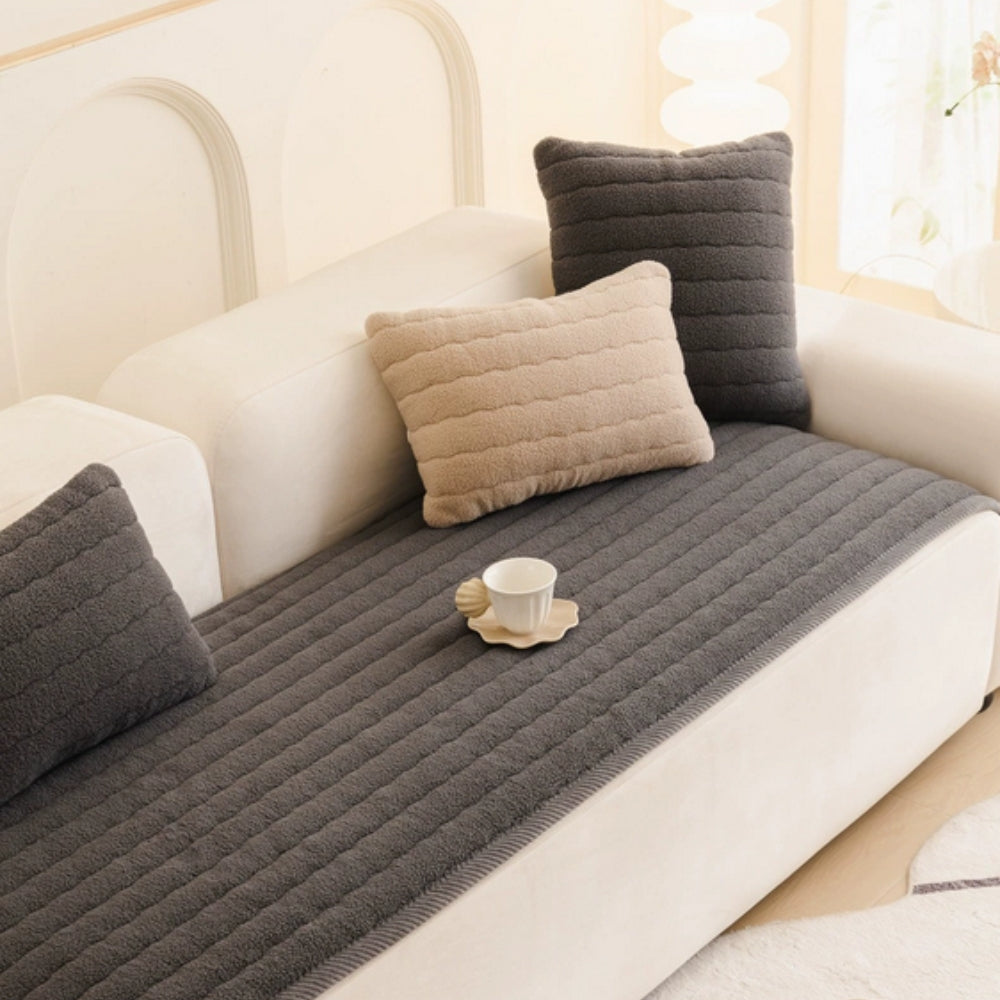 PlushGuard Dense Sofa Cover For Soft Scratch Protection